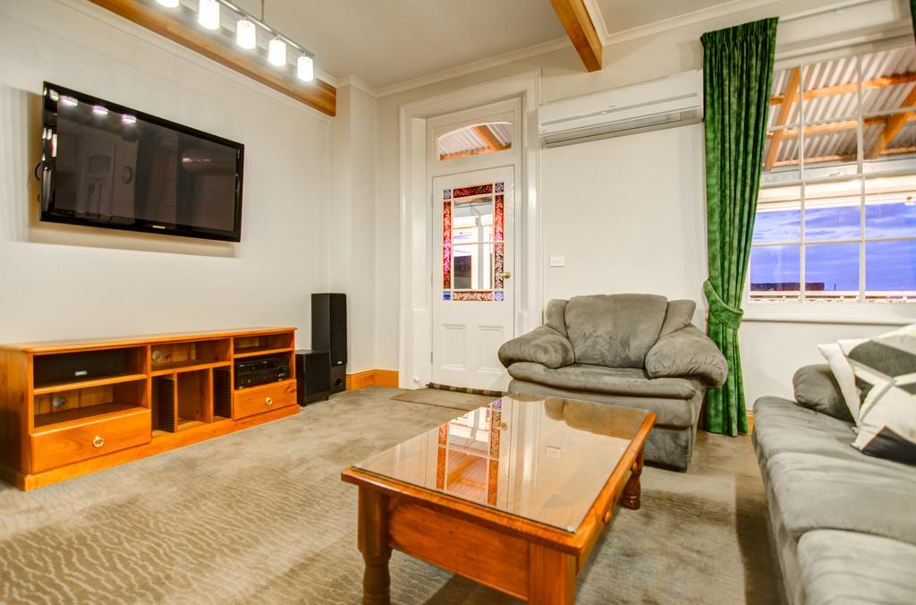 לונסטון Ashcroft Apartment מראה חיצוני תמונה