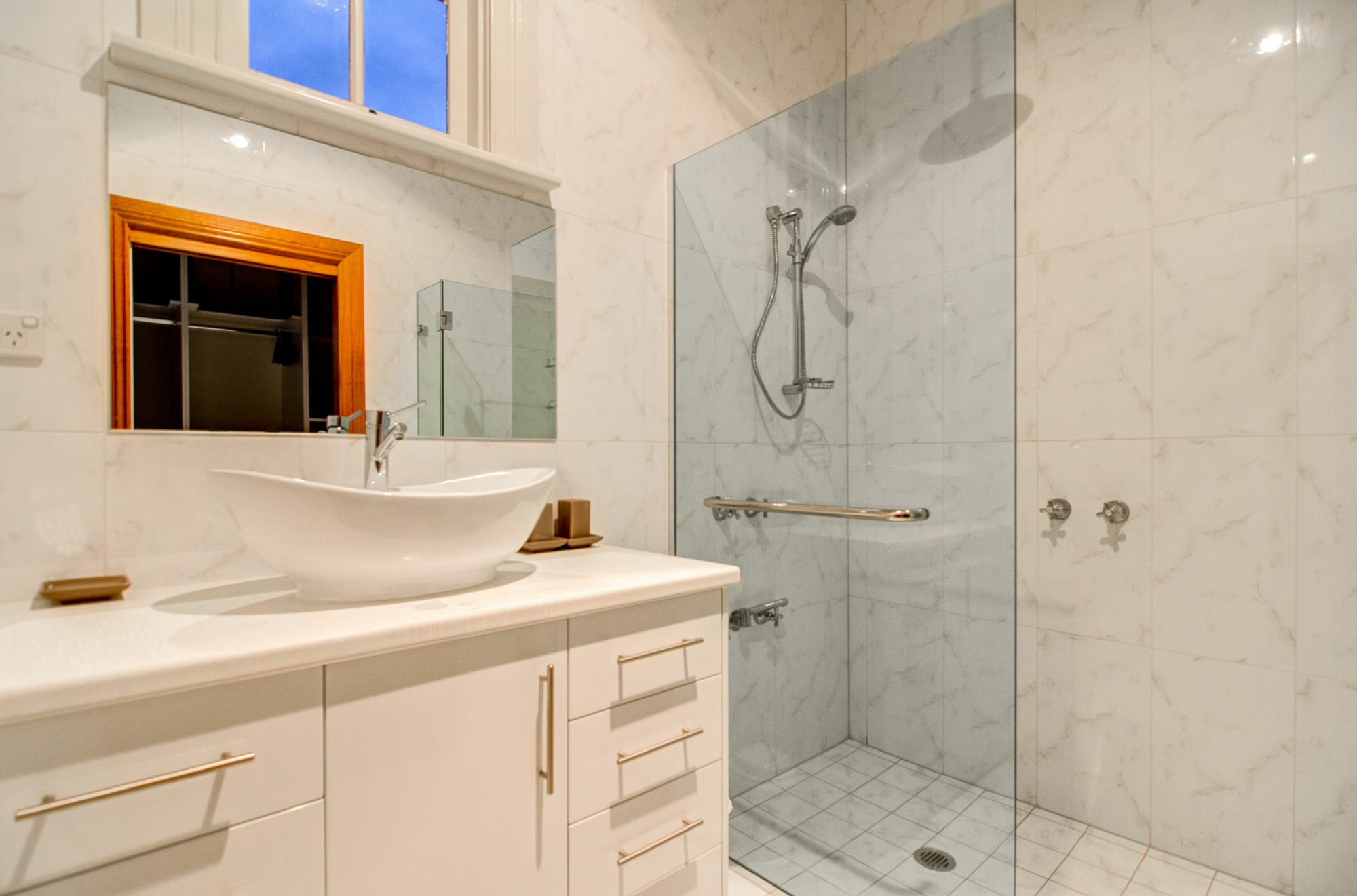לונסטון Ashcroft Apartment מראה חיצוני תמונה