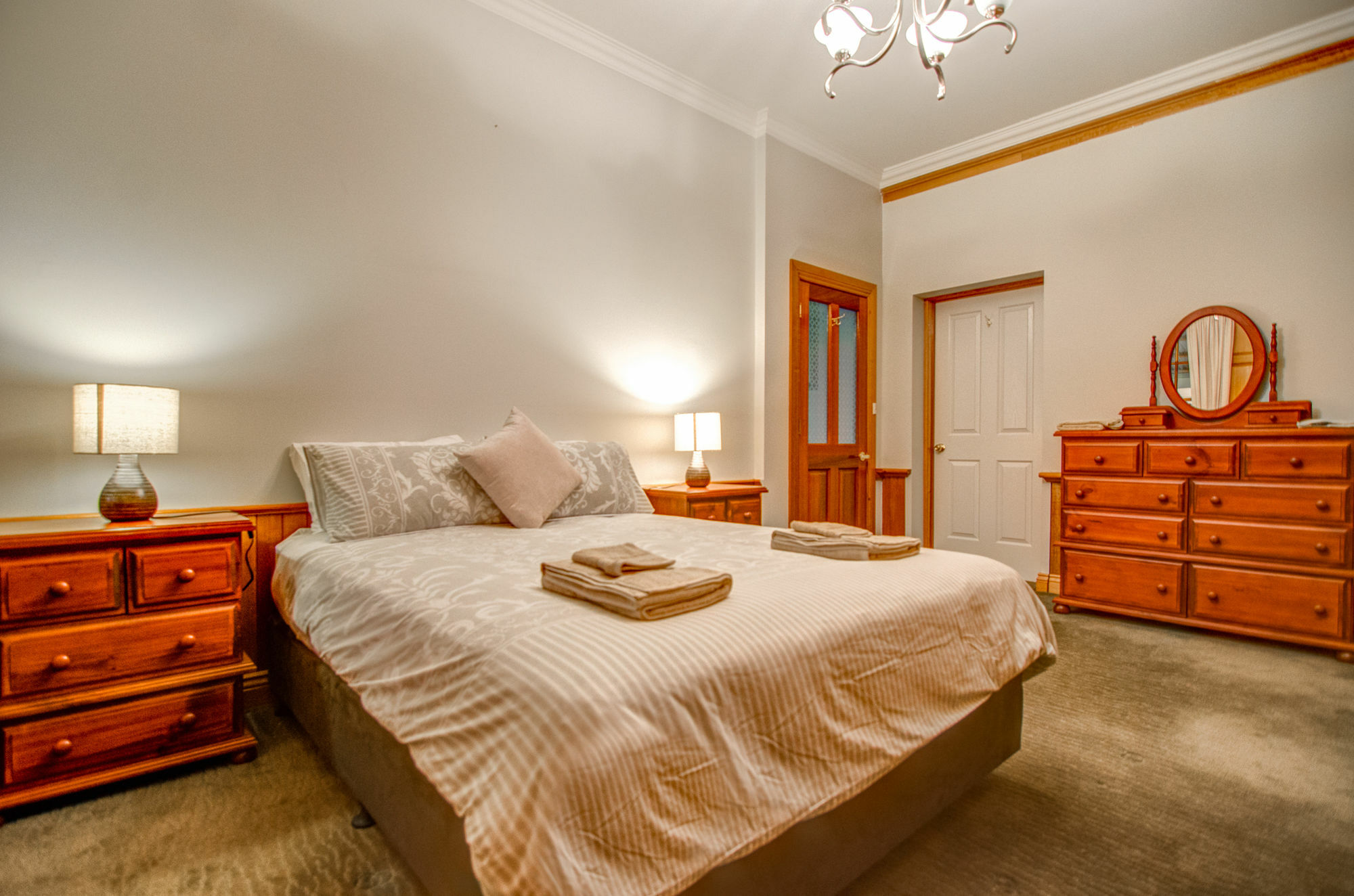 לונסטון Ashcroft Apartment מראה חיצוני תמונה